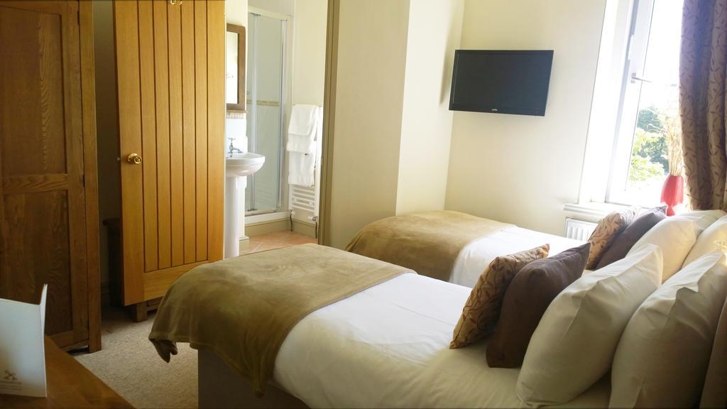 Cross Keys Inn Lydford-on-Fosse Bagian luar foto