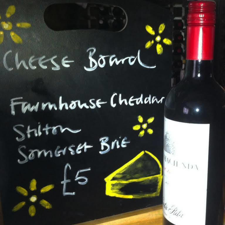 Cross Keys Inn Lydford-on-Fosse Bagian luar foto
